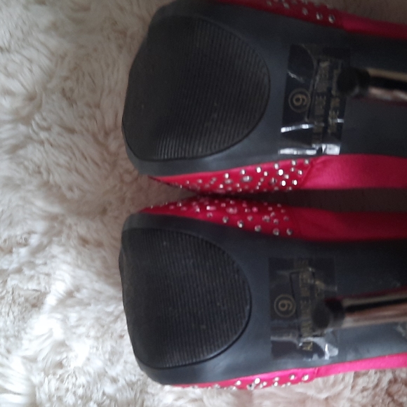 Pink Deb stilleto heels size 9 - Picture 5 of 11